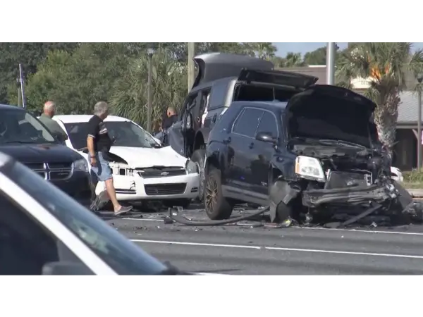 خرابی پایه گیربکس Ford Bronco 2025: هشدار جامعه در خارج از جاده نزدیک به واژگون شدن جرقه