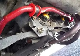 لینک های Sway Bar چقدر دوام دارند؟ طول عمر پیوندهای تثبیت کننده در دنیای واقعی (به روز رسانی 2025)
