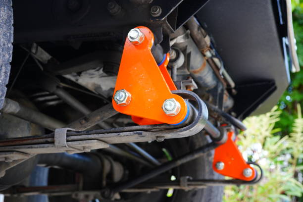 بوش های بازوی کنترلی تسلا مدل 3 و مدل Y: نگرانی های بالقوه و گزارش های دنیای واقعی